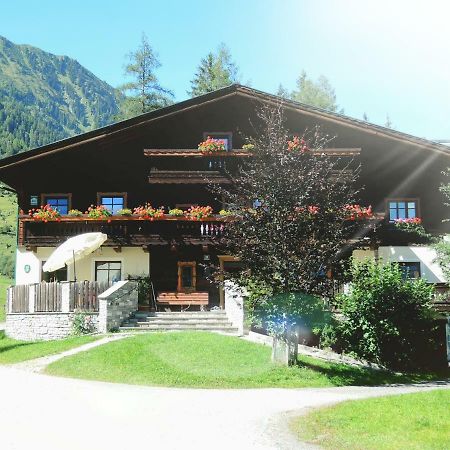 Landhaus Scherer Acomodação com café da manhã Rauris Exterior foto